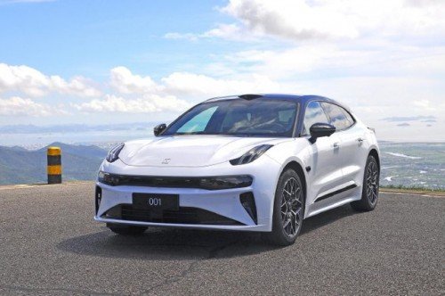 焕新极氪001震撼登场，25.98万元起开启