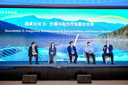 商用车电动化新突破!壳牌携手一汽解放率先推出商用车电池浸