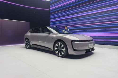 23.59万起售！奥迪E5 Sportback开启豪华电